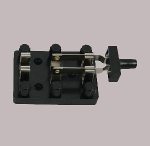 Knife Switch - Plastic Metal, 50x30x20 mm, Black, 10A 250V | Manual Control, Panel Mount, 2 Poles, Circuit Switching