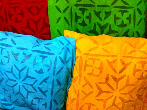 Cutwork Cushion Cover