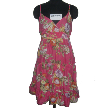 देवियों अंगरखा सबसे ऊपर है