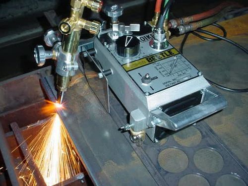 Gas cutting machines