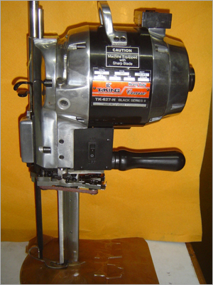 Automatic Cloth Cutting Machine
