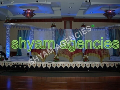 Open Crystal Wedding Stage