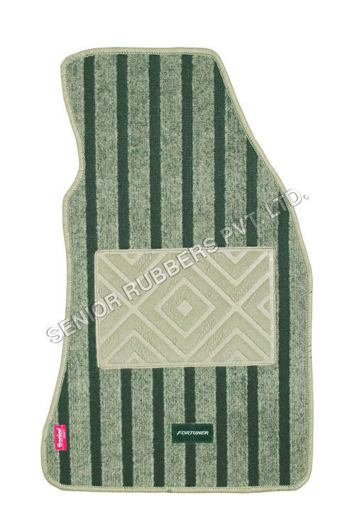 Toyota Fortuner Floor Mats