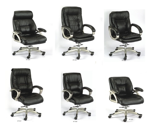 Blackleather executive chair