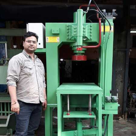 Concrete Block Machine - Color: Green