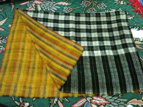 HandWoven Double face shawls