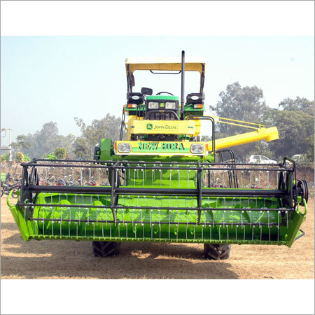 Self Propelled Combine Harvester - 4.5m x 2.5m x 2.8m, Green Diesel 60 HP | High Efficiency, Easy Operation, Durable Design, Low Maintenance, Fuel Efficient, Ergonomic Design, Versatile Application