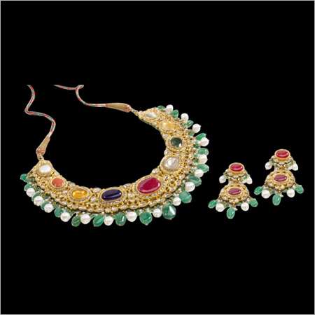 Regal Uncut Diamond Set