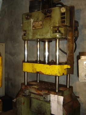 Trimming Press T 10 Atrema