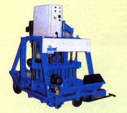 HYDRAULIC BLOCK LAYING - 600x800/800x600 mm, 200-250 mm Block Height | Auto Travel, Heavy Duty, 250-300 Blocks/Hour