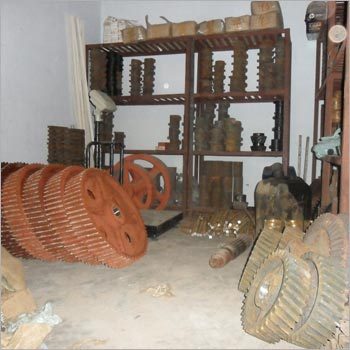 Gear Boxes, Reduction Gears & Gear Cutting