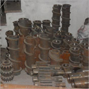 All types of cutting worms