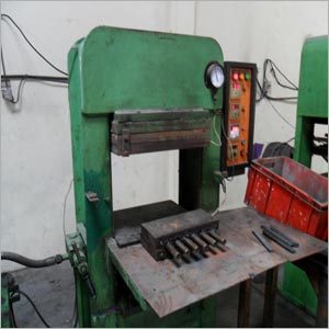 Rubber moulding Press