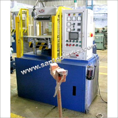 Compression Moulding Press 200 Tons Capacity