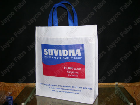 Non Woven Shopping Carry Bags Bag Size: 15-20 Inch
