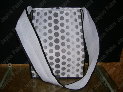 Non Woven Carry Bags Bag Size: 10-20 Inch