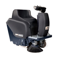 Duster Medium Sweeper