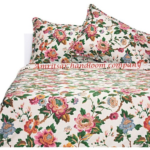 DEsigner Bedding Linen Set