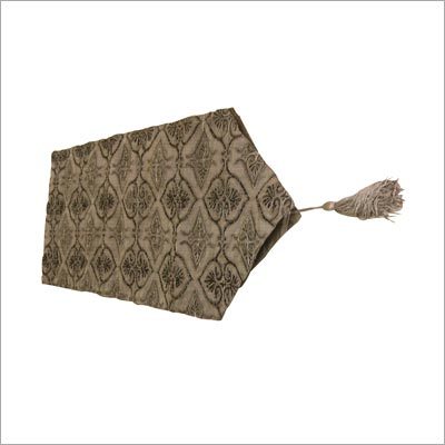 Table Runner 33x180 cm Embroidered Organza