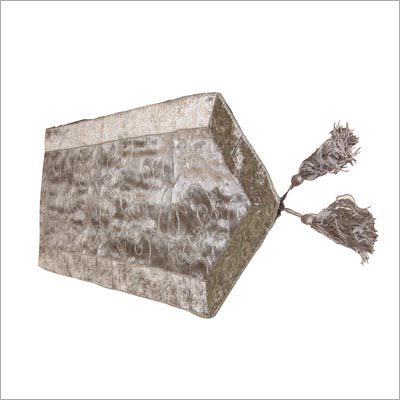 Table Runner 33x180 cm Embroidered Poly Organza