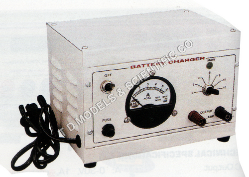 BATTERY CHARGER