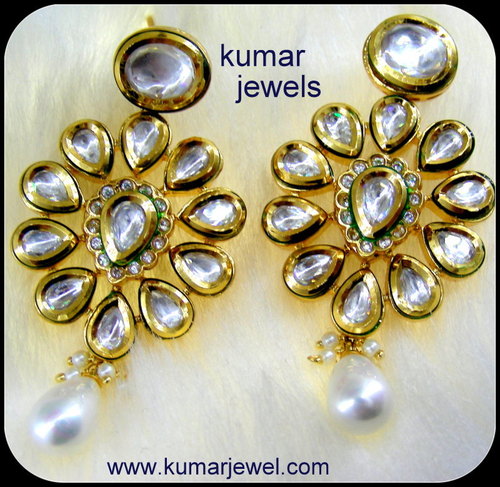 White Kundan Earrings.