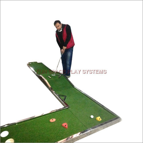 Artifical Grass And Foam Base Portable Mini-Golf Course Set