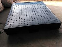 Conductive Pallet - Color: Black