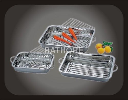 BAKING TRAY WITH GRILL