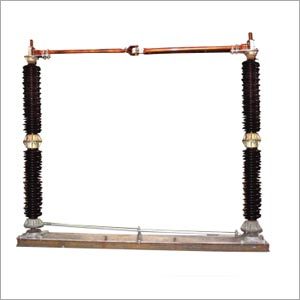 Centre Break Isolators