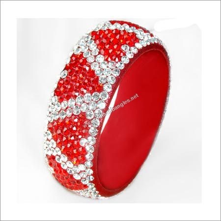 Lac Rhinestone Bangle