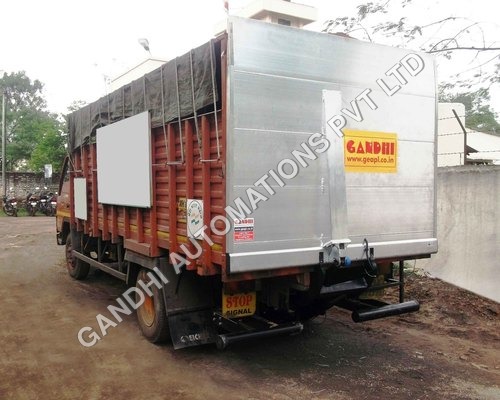 Truck Tail Lift - Steel, Platform Size 1.5m x 2m, Lifting Height 1.5m | Heavy Duty, Durable, Safe, Efficient, Easy to Use