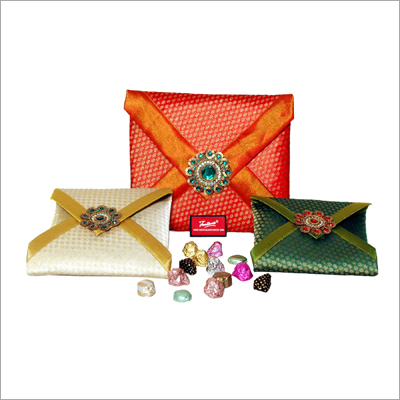 Jacquard Wrap