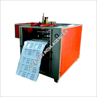 Automatic Vacuum Forming Machine