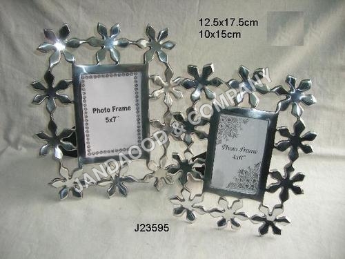 Aluminium Photo Frame with Mirror Polish - Aluminium, 12x17x2cm, Silver | Elegant Design, Durable, Mirror Polish, Photo Protection