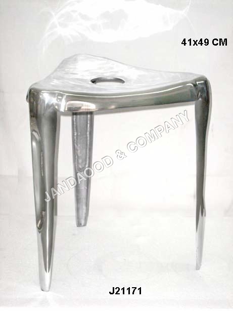 Aluminium stool with mirror polish