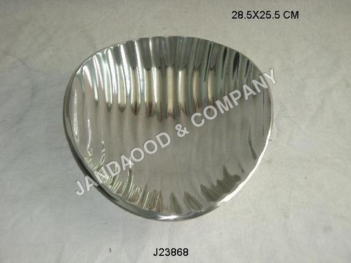 Aluminium tray with mirror polish