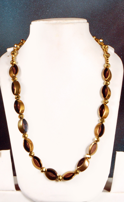 Beaded necklace