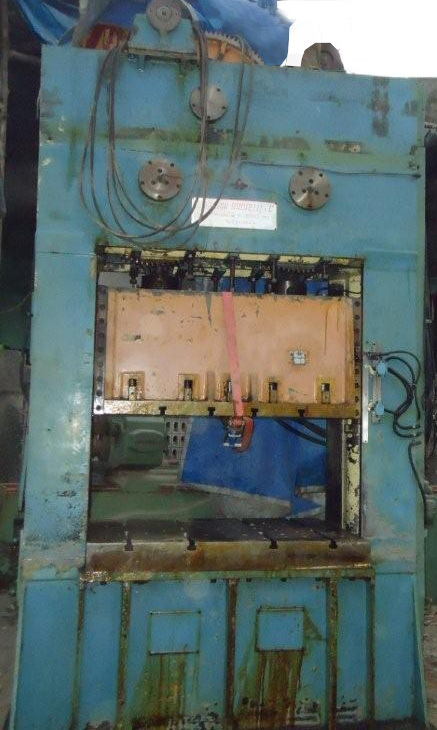 Punch Presses Machinery (250 ton)