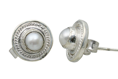 Pearl Earring