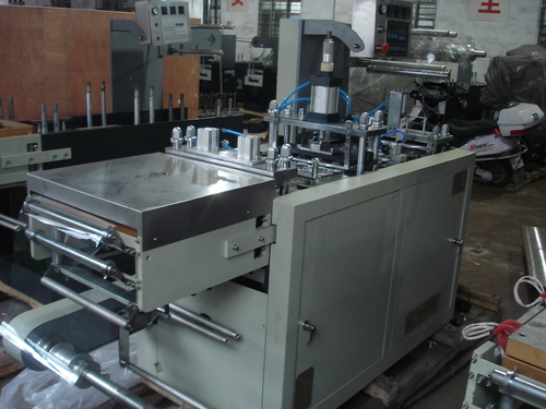 Plastic Lid Making Machine