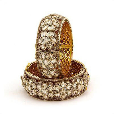 Antique Diamond Studded Bangles