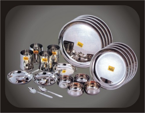 ROUND DINNER SET