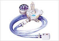 Nitrous Oxide Regulator - Oxygen Preset With Pin Index Valve, Premium Quality Medical Compliance