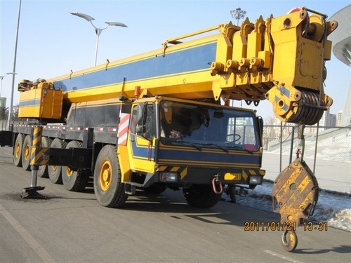 Material Handling Cranes