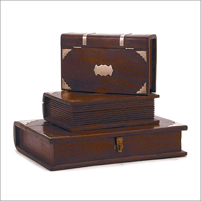 Wooden Boxes & Decorations