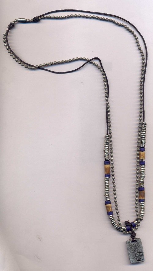METAL BEADS LEATHER NECKLACE
