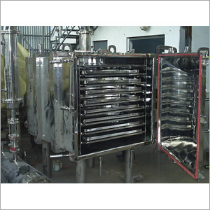 Vacuum Tray Dryer
