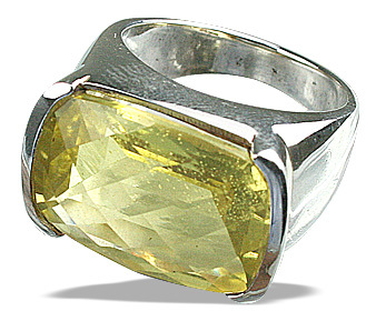 Lamon Quartz Ring