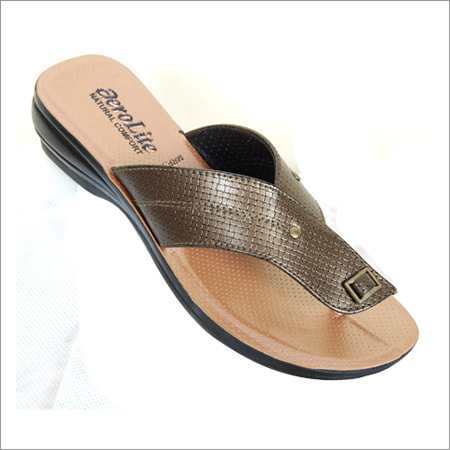 LADIES SLIPPERS